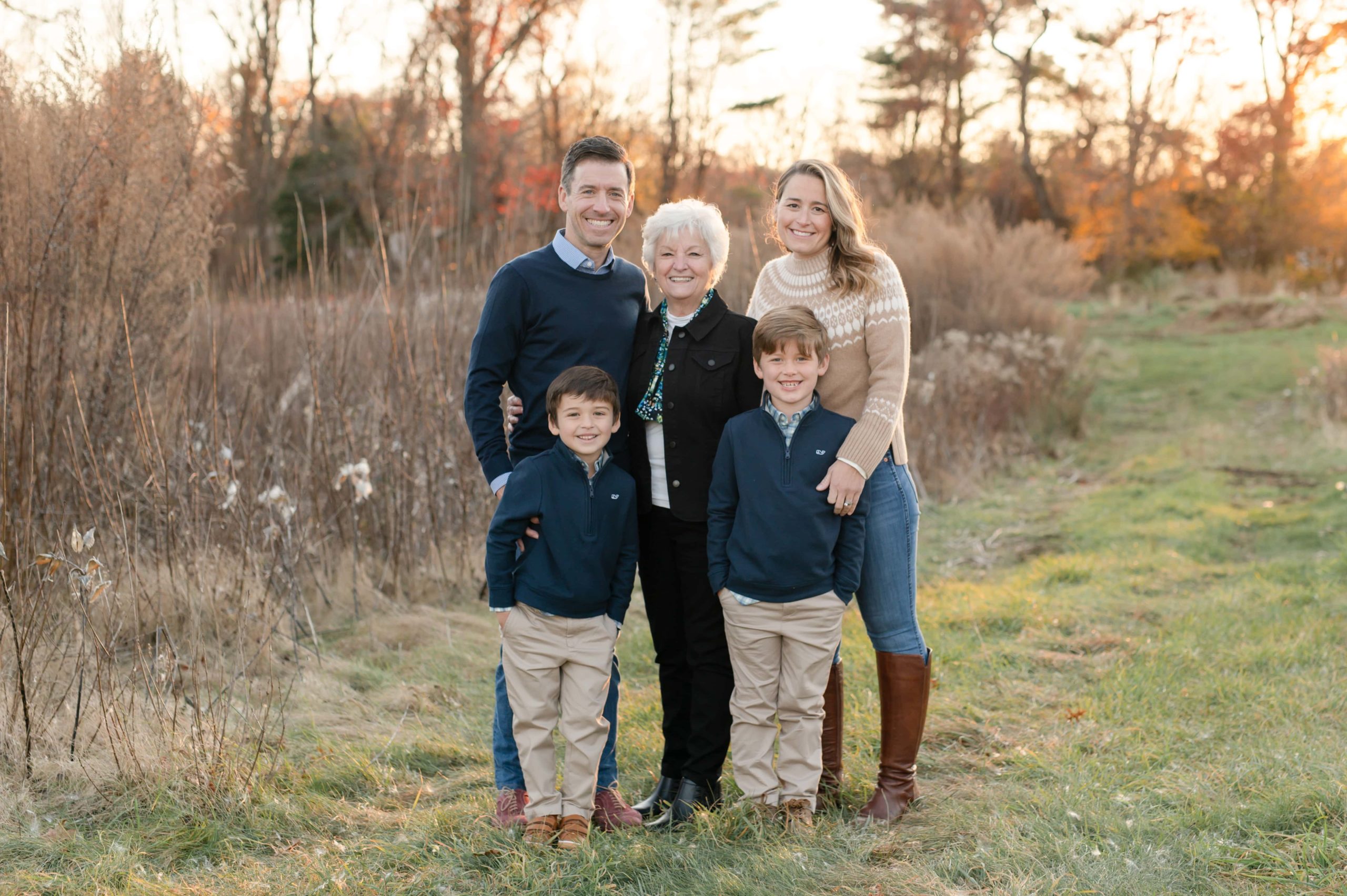 Family photos in navy at golden hour