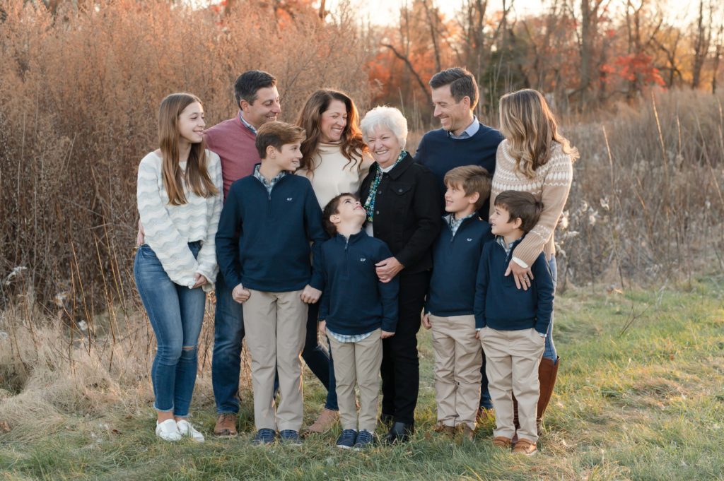 Extended family photos in fall