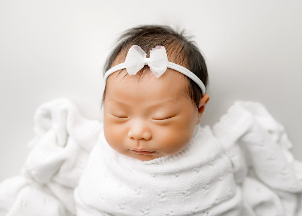 neutral-newborn-photography