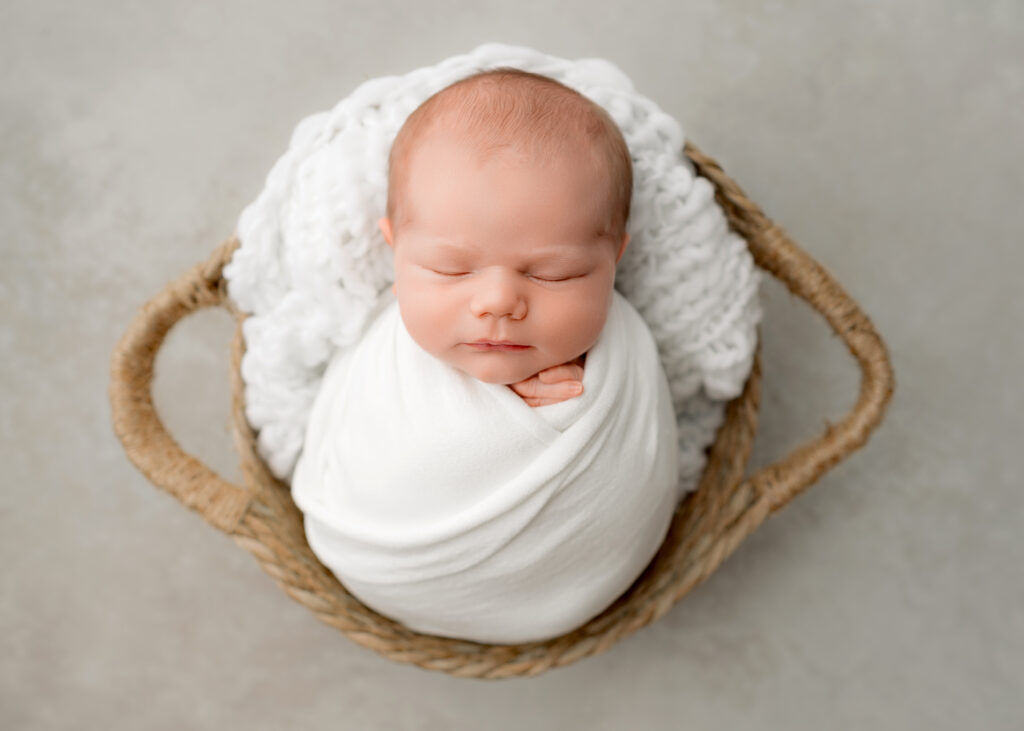 luxury-newborn-photographer