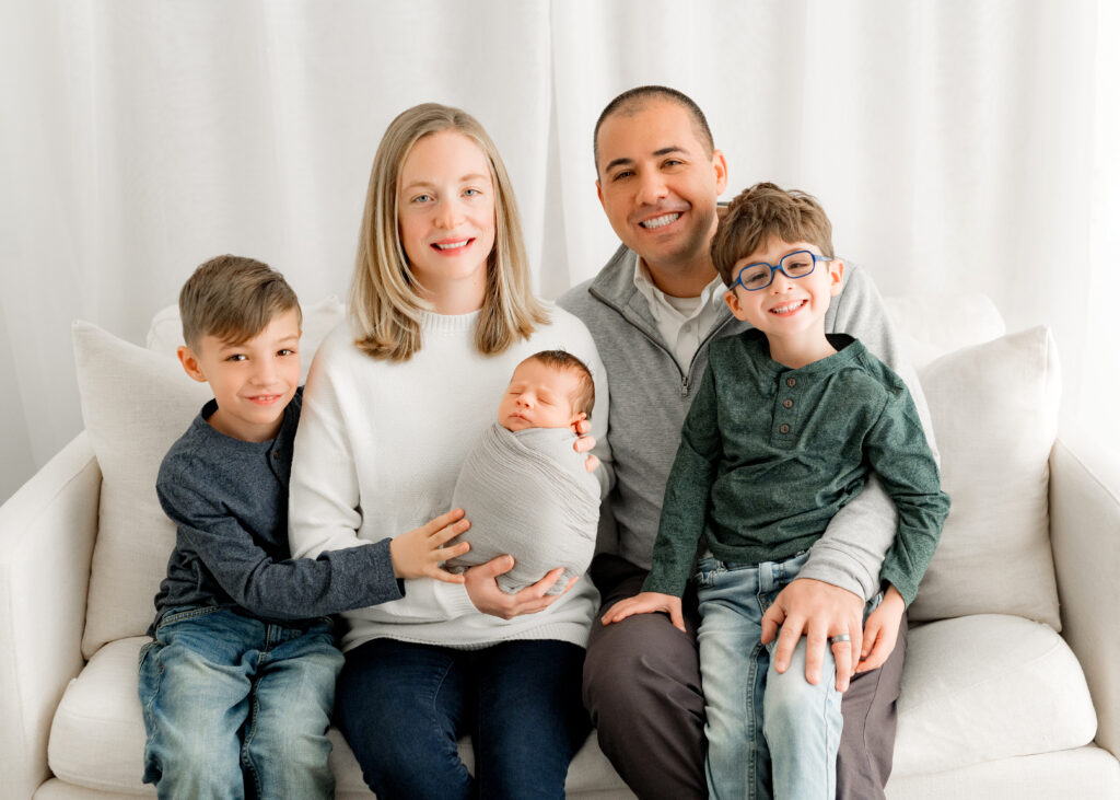 family-newborn-photographer