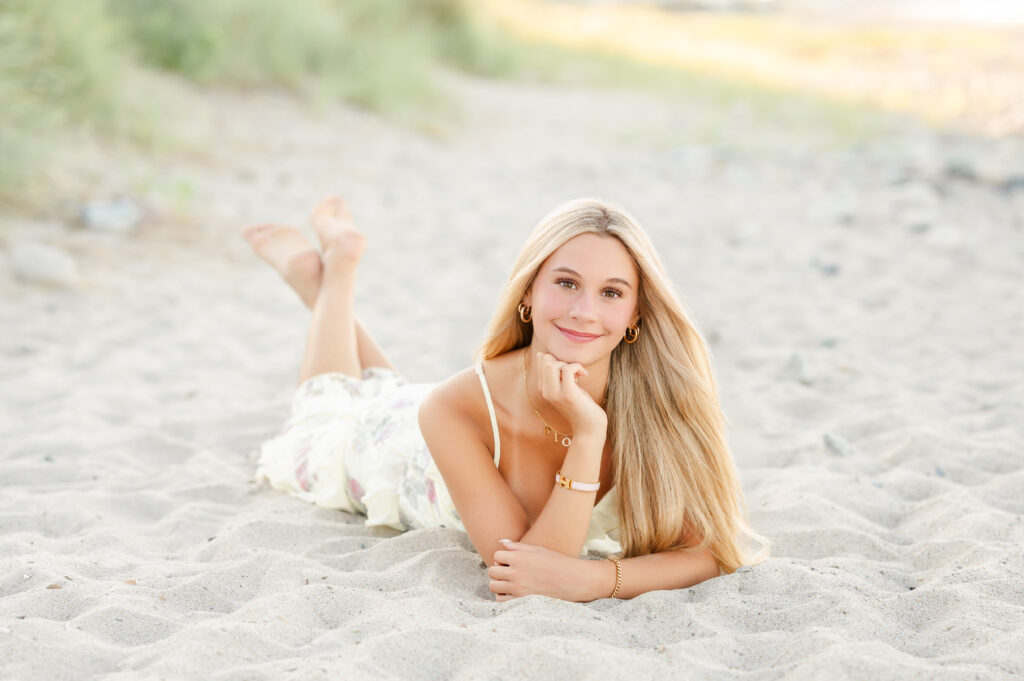 beach senior portraits